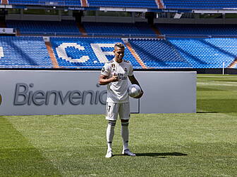 Real Madrid confirm Mariano Di...